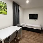 Apartment Golden Prague 78 *