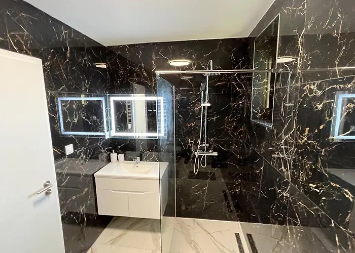 Golden Prague 78 * Vestec (Prague-West)